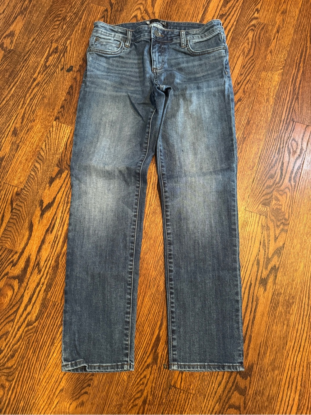 Kut from the Kloth Women’s Straight Leg Jeans - Medium Blue Wash